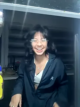 ValleryStorm – webcam model profile photo Image 7