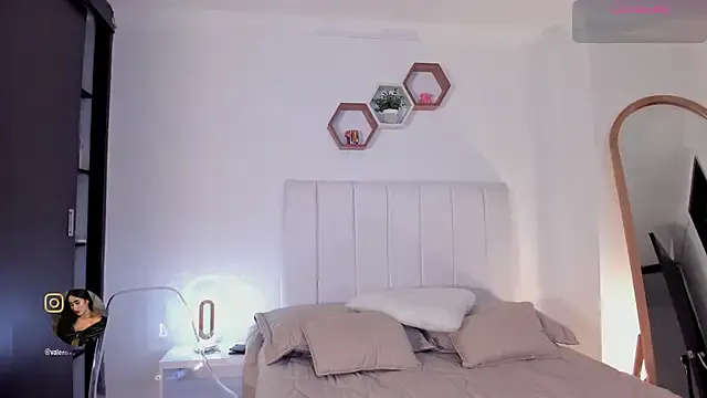 IsabelRavello – webcam model profile photo Image 7