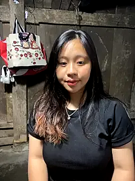 Evelyn_Evyyy – webcam model profile photo Image 7