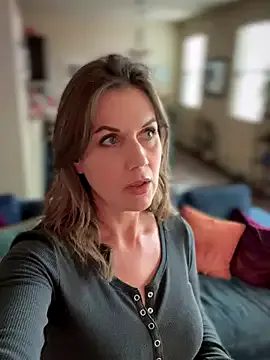 BellaPorch – webcam model profile photo Image 15