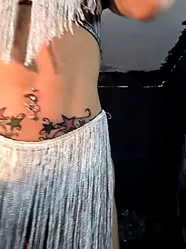 TifanyCadavid – webcam model profile photo Image 4