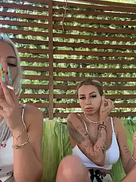 LennaVoss – webcam model profile photo Image 10