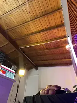 UrLillShy – webcam model profile photo Image 17