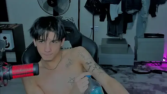 HelenSparkle – webcam model profile photo Image 12