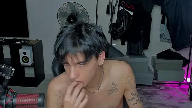 HelenSparkle – webcam model profile photo Image 8