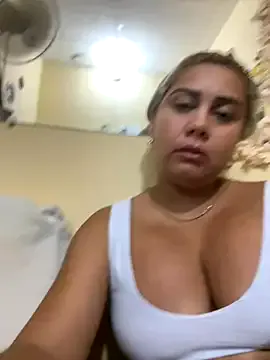 Live with Bondgirl_013 on FliCam Image 10