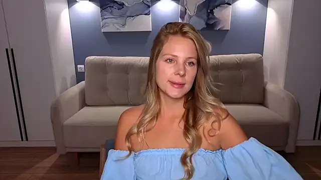 VeroniicaRoss – webcam model profile photo Image 18