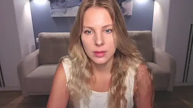 VeroniicaRoss – webcam model profile photo Image 5