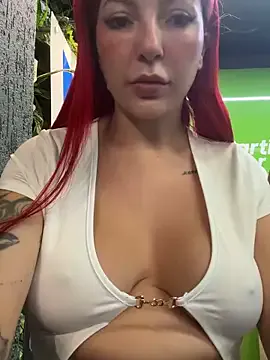 LiaSinclair – webcam model profile photo Image 10