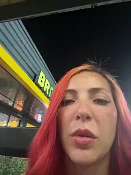 LiaSinclair – webcam model profile photo Image 12