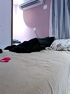 Serene_Sophiex – webcam model profile photo Image 6