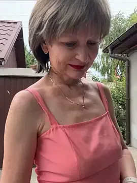 EmilyWeston – webcam model profile photo Image 7