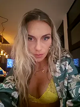 ValeryRossell – webcam model profile photo Image 3