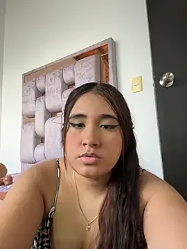 malvinawild – webcam model profile photo Image 16