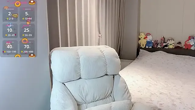 Live with LizyTailor on FliCam Image 15