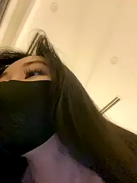 miamellycious – webcam model profile photo Image 18