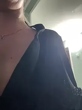 OneInAMillionXXX – webcam model profile photo Image 7