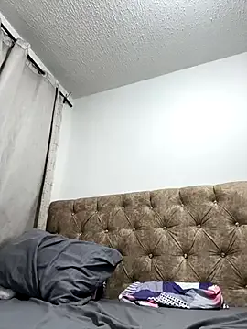 LinaSpearce – webcam model profile photo Image 17