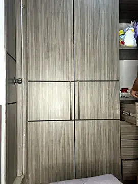 Nura_n_Sarah – webcam model profile photo Image 12