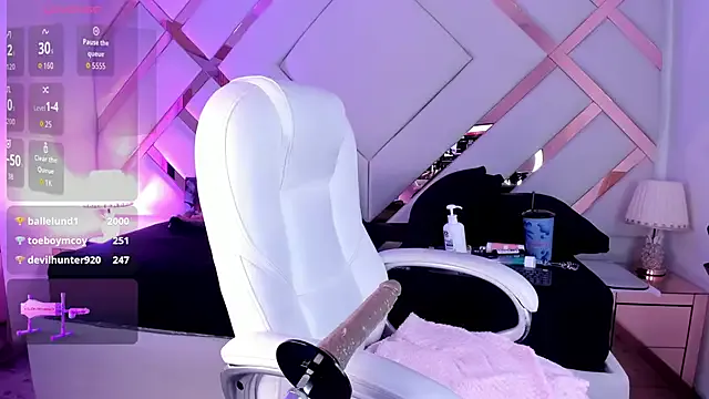 ReginaRosetti – webcam model profile photo Image 19