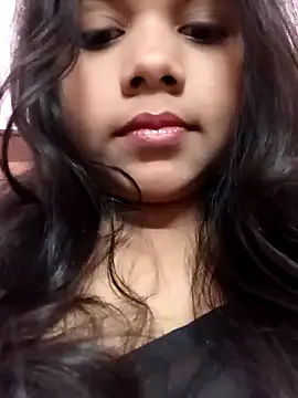 SofiGomezz – webcam model profile photo Image 2