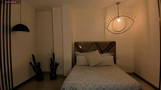 HanaSong – webcam model profile photo Image 9