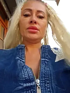 Devill_Angel_ – webcam model profile photo Image 14