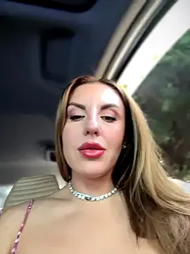 AngelicaWalton – webcam model profile photo Image 11