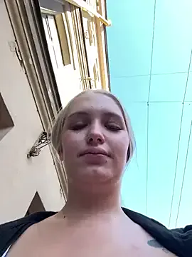 Broan_me – webcam model profile photo Image 12