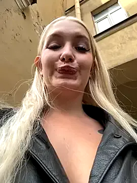 Broan_me – webcam model profile photo Image 15