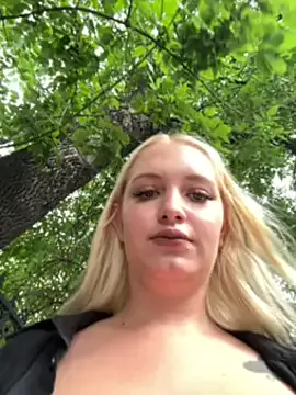 Broan_me – webcam model profile photo Image 7