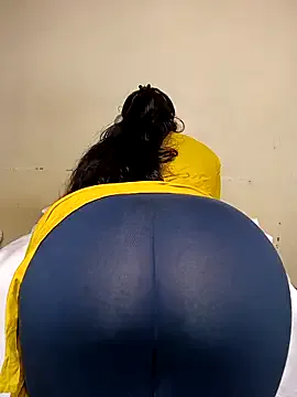 AudreySpanksFuck- – webcam model profile photo Image 3