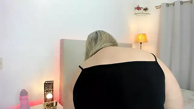 Live with marleymaxwell on FliCam Image 9