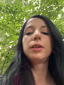 GLaM_GoDdEsS_143 – webcam model profile photo Image 11