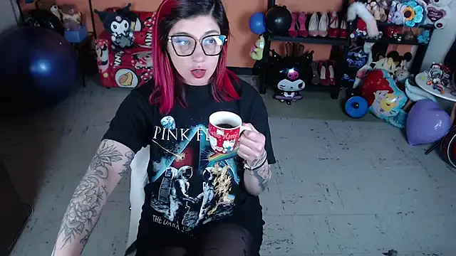 FirstTimePam – webcam model profile photo Image 16