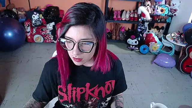 FirstTimePam – webcam model profile photo Image 18