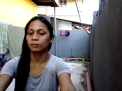 SANDIYE – webcam model profile photo Image 2