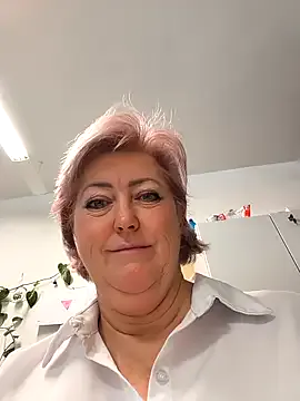 Live with MissSilken on FliCam