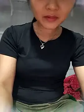 Maddythemilf – webcam model profile photo Image 11