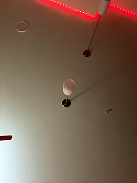 Nimah_ – webcam model profile photo Image 6