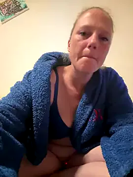 BigBoobsCassidy – webcam model profile photo Image 11