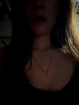 SandiSquirts – webcam model profile photo Image 5