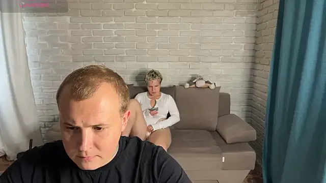 rachelbellls – webcam model profile photo Image 5