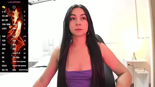 FirstTimePam – webcam model profile photo Image 8