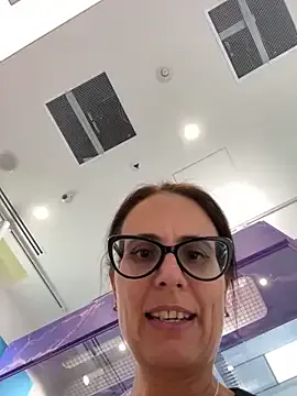 miamellycious – webcam model profile photo Image 19