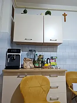 FitnessBunny – webcam model profile photo Image 19