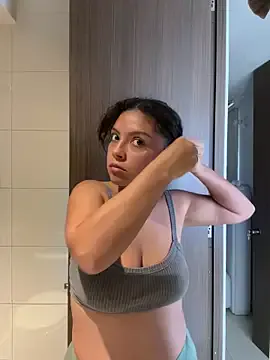 Franshesca_HotxxX – webcam model profile photo Image 3