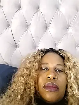 stormylana – webcam model profile photo Image 6