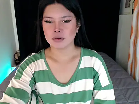 SunnySkystar – webcam model profile photo Image 4