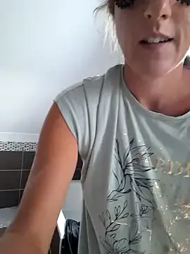 NickAnny – webcam model profile photo Image 13